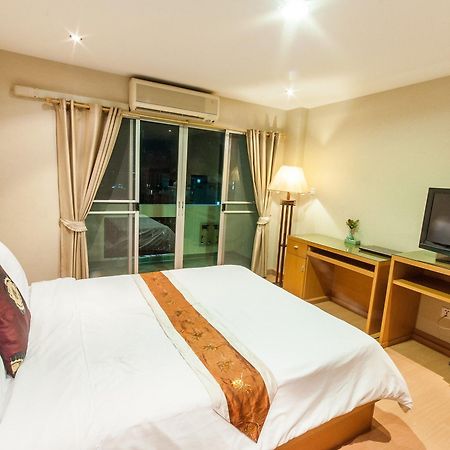 Sa-Bai-Dee Condo Чонбурі Екстер'єр фото