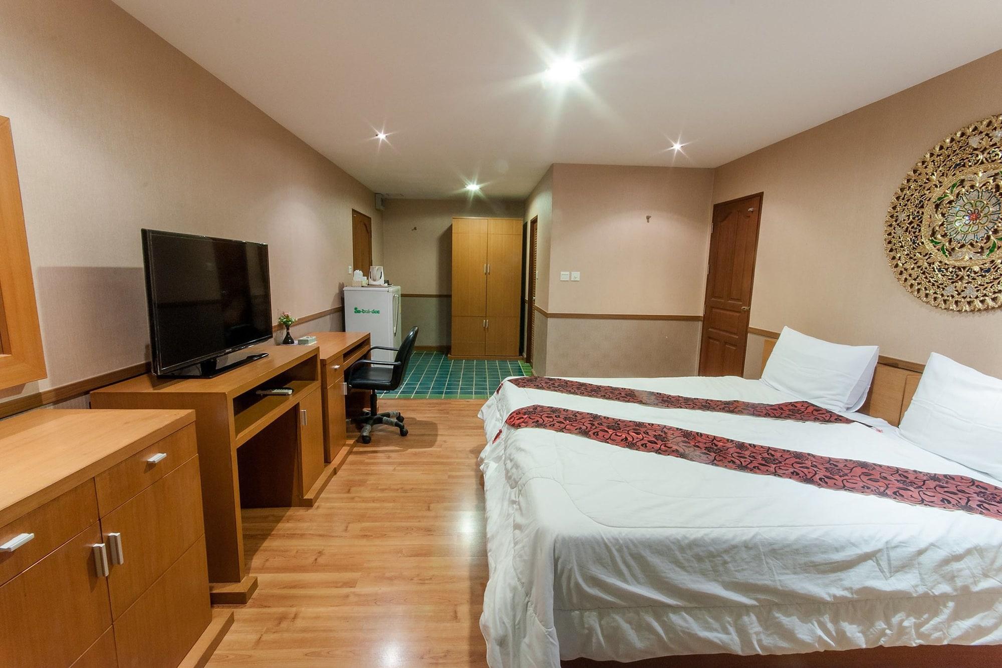 Sa-Bai-Dee Condo Чонбурі Екстер'єр фото