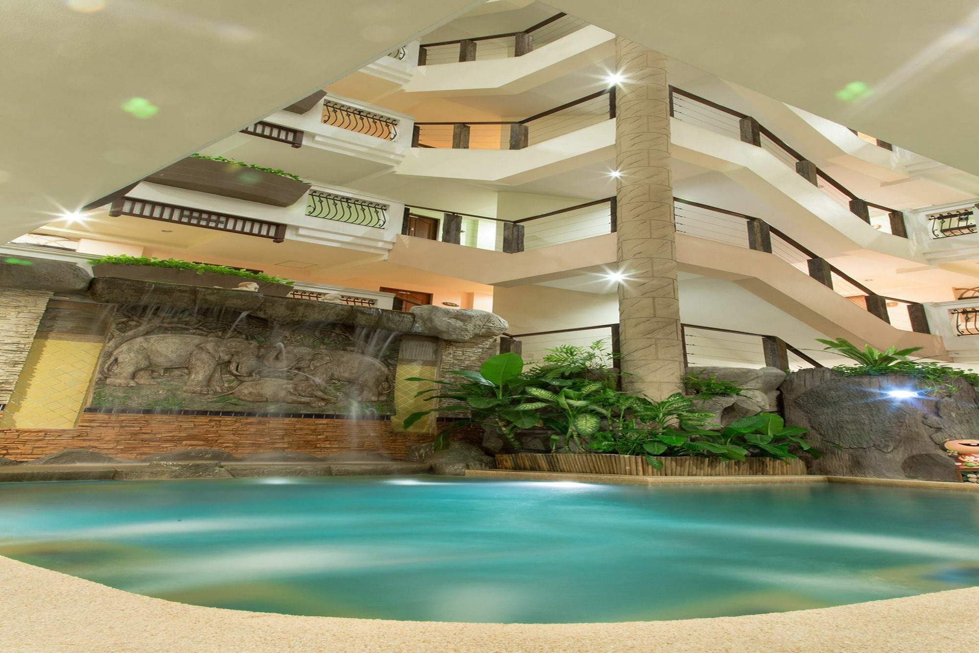Sa-Bai-Dee Condo Чонбурі Екстер'єр фото