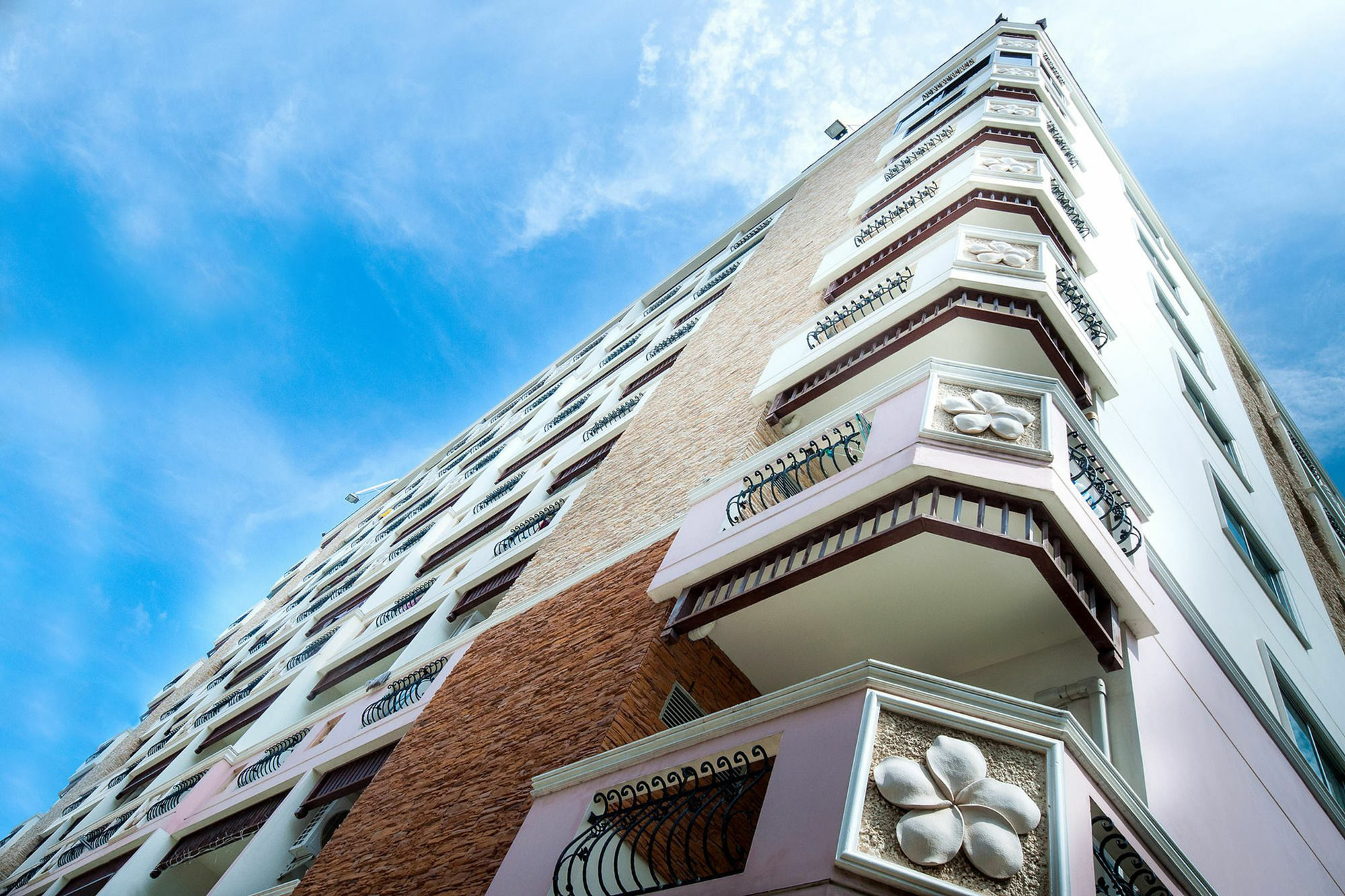 Sa-Bai-Dee Condo Чонбурі Екстер'єр фото